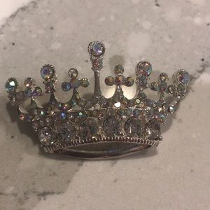 Crown tiara pin brooch crystal sparkly pageant